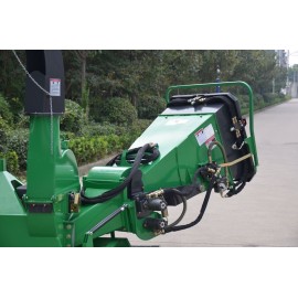 Broyeur de Branches et végétaux GEO ECO 21 -15cm  Ameneurs hydrauliques – Prise de force tracteur